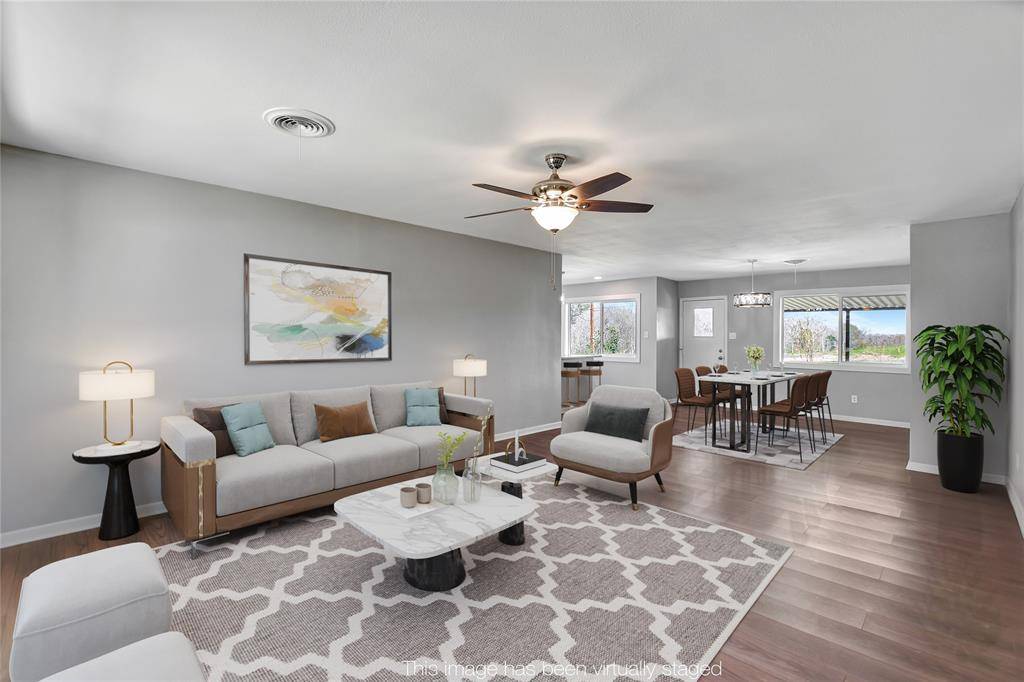 Brenham, TX 77833,218 Edward LN