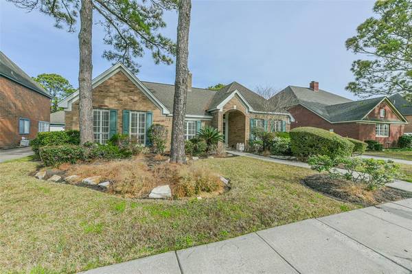 4108 Pebble Beach DR, League City, TX 77573