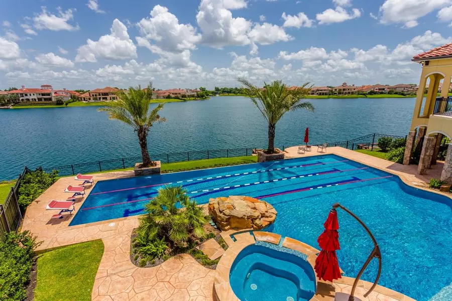 5 Majestic View CT, Sugar Land, TX 77479