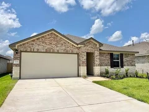 2216 Spyglass DR, Navasota, TX 77868