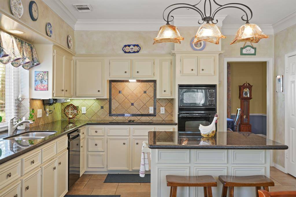 5 Regents PARK, Sugar Land, TX 77479