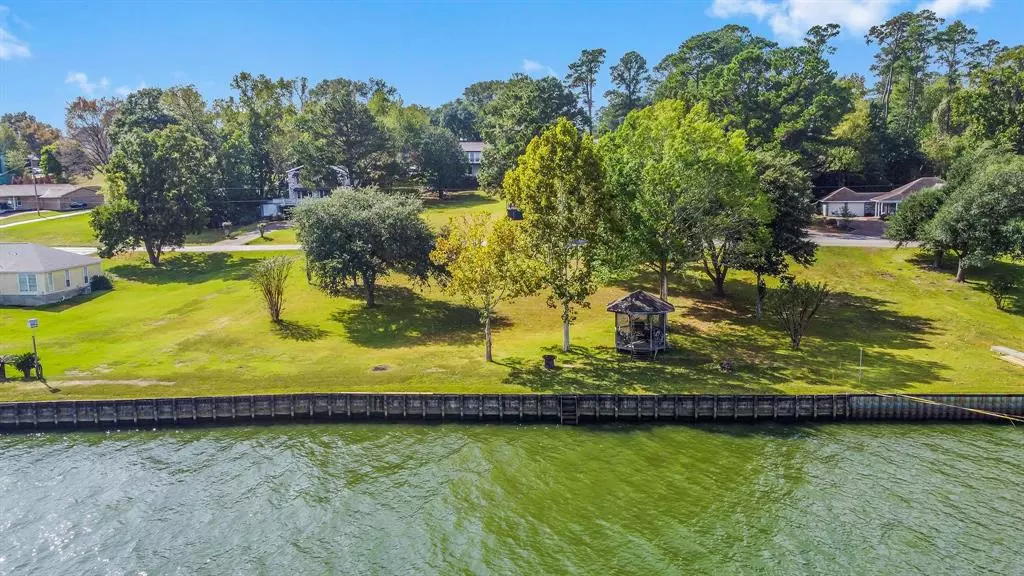 TBD Lakeway DR, Coldspring, TX 77331