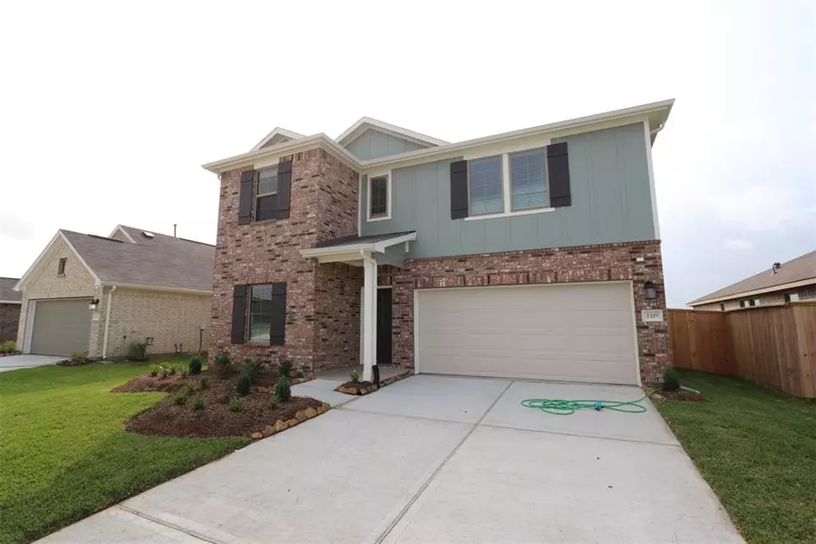 3319 Spanish Oak LN, Rosenberg, TX 77471