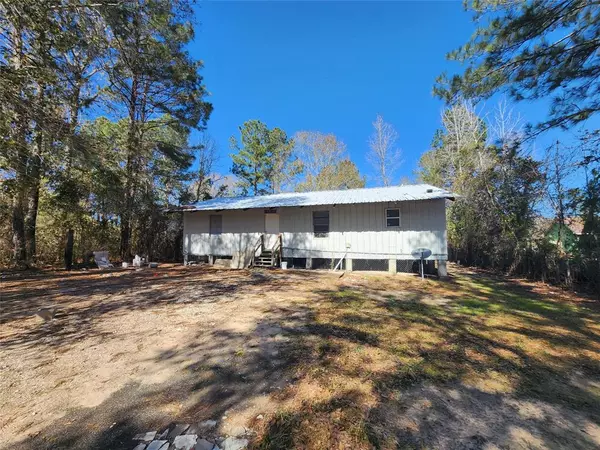 229 County Road 3415, Cleveland, TX 77327