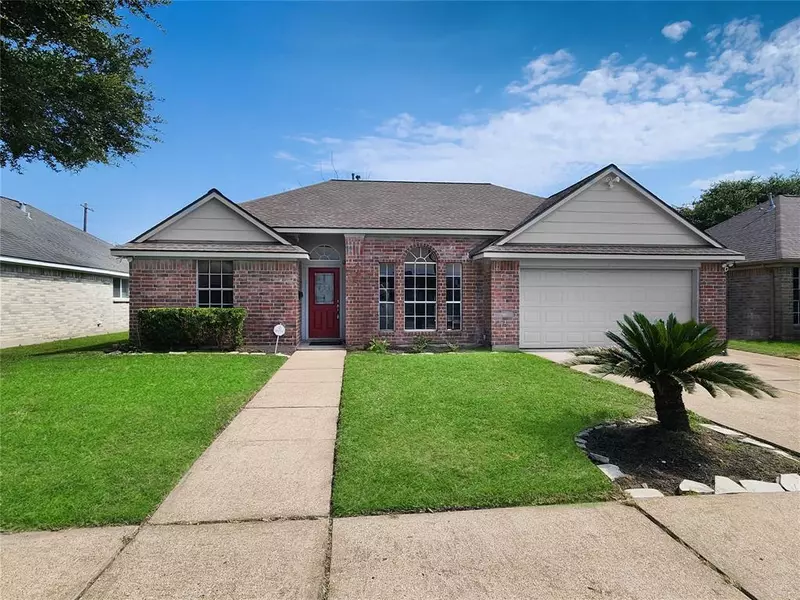 3007 Briar DR, Pasadena, TX 77503