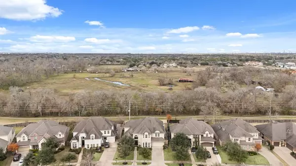 Sugar Land, TX 77479,4722 Deepwater LN