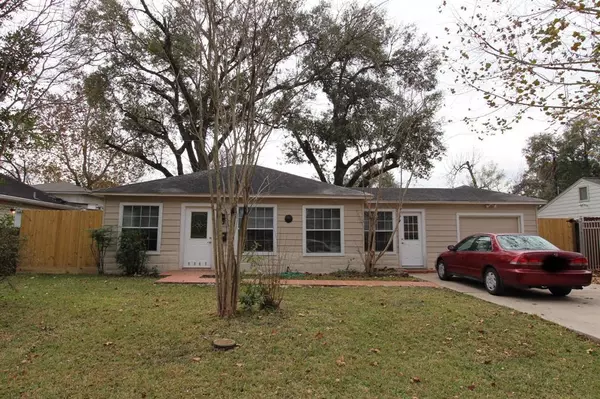 6505 Saxet ST, Houston, TX 77055