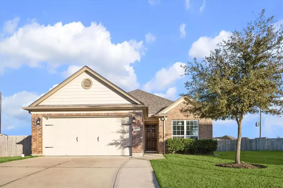 2906 Phaeton CT, Rosenberg, TX 77471