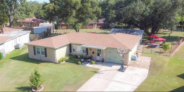 1222 Kirsten ST, La Marque, TX 77568