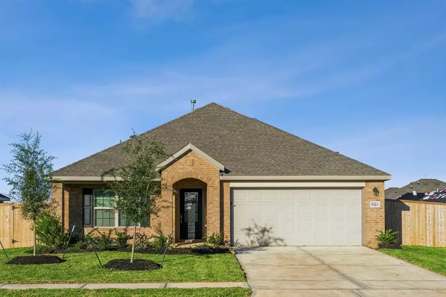 5323 Rushing Brook LN, Rosenberg, TX 77469