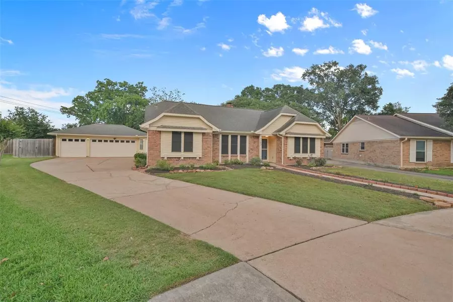 4203 Oneida ST, Pasadena, TX 77504