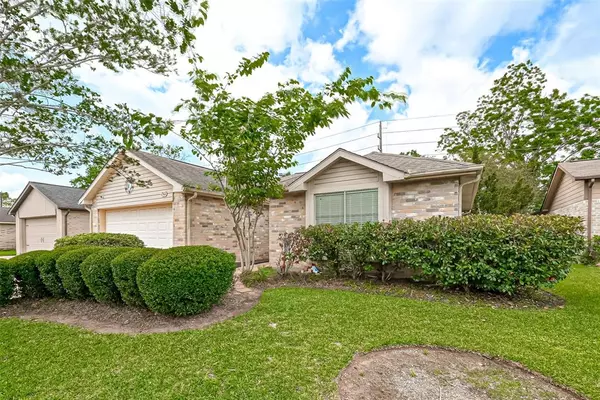 Sugar Land, TX 77479,2502 Chimneystone CIR