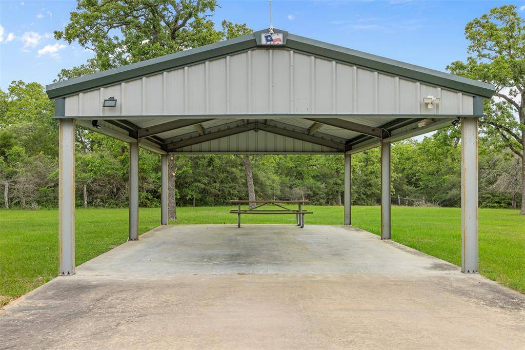Columbus, TX 78934,1072 Papenberg LN