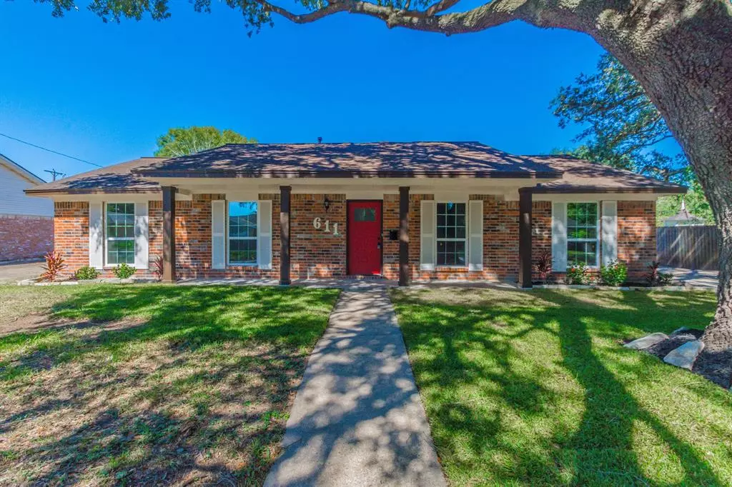 Alvin, TX 77511,611 Briarwilde CT