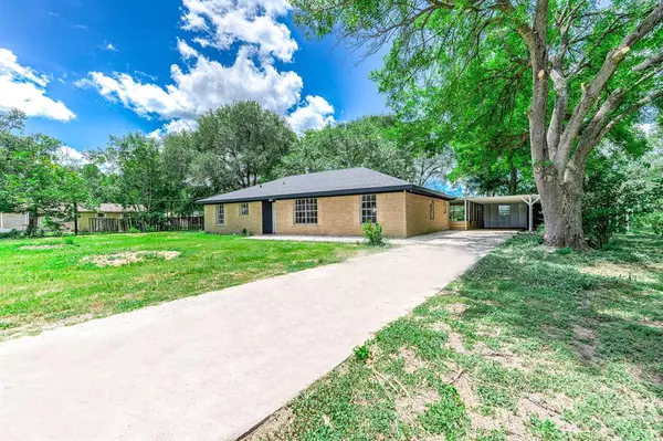 25707 James, Lissie, TX 77454