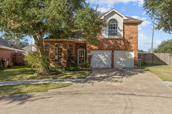 802 Portsmouth DR, Pearland, TX 77584