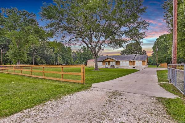 400 County Road 2230, Cleveland, TX 77327