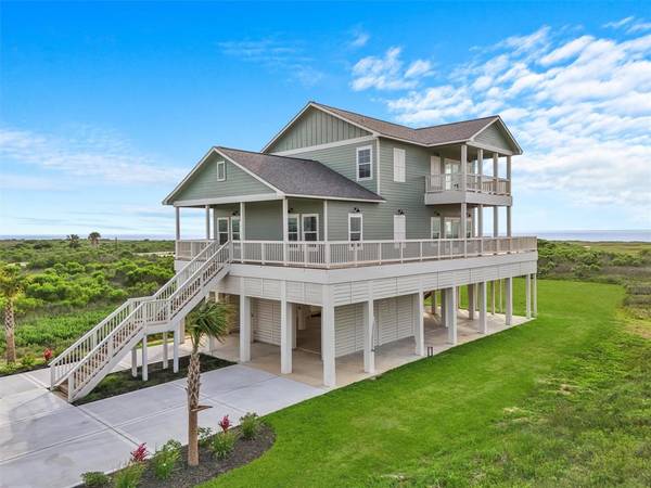 26018 Bay Breeze DR, Galveston, TX 77554