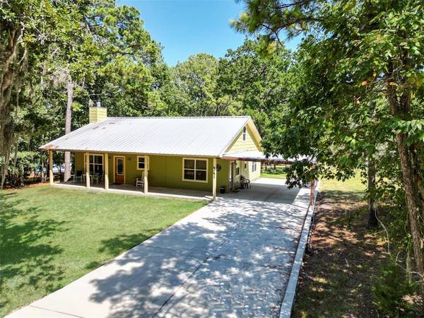 51 Wood Cove CIR,  Coldspring,  TX 77331