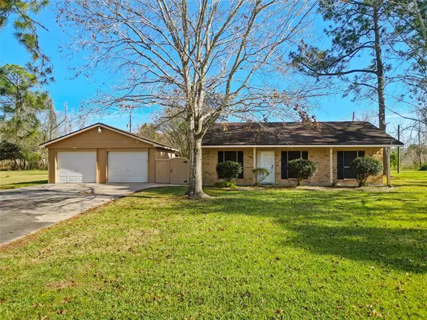 6311 Avenue G, Santa Fe, TX 77510