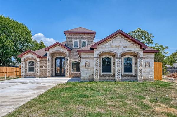 135 S Idaho, La Porte, TX 77571