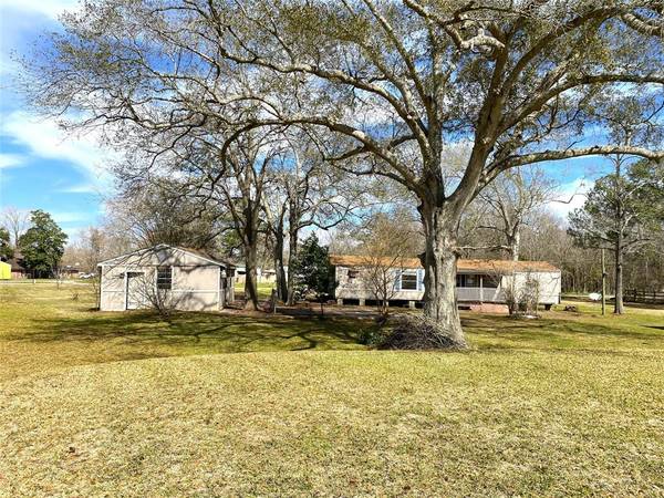 487 County Road 1335,  Liberty,  TX 77575