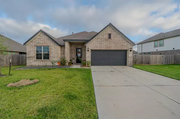 15414 Spring Lake AVE, Baytown, TX 77523