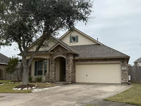 204 Bailey Brook LN, League City, TX 77539