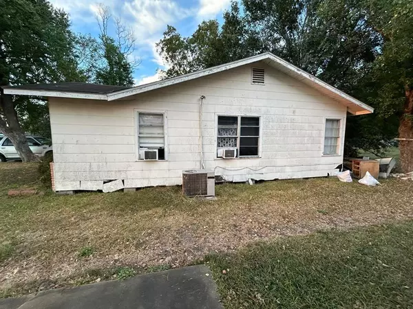 El Campo, TX 77437,1802 Avenue C