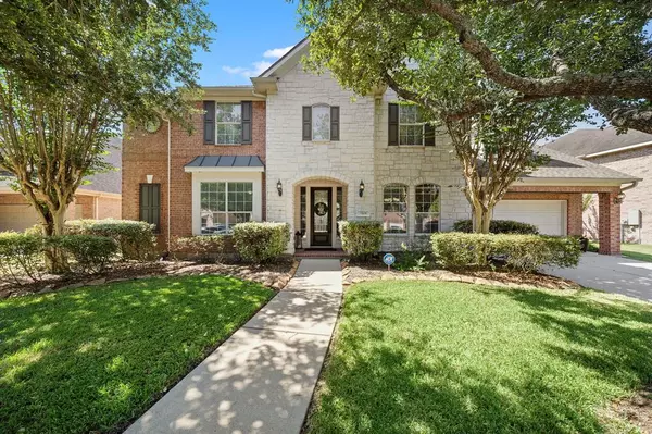 3305 Castle Creek CT,  League City,  TX 77573