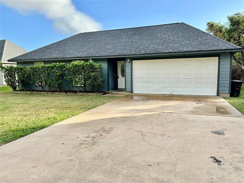 61 S Blunck RD, Lake Jackson, TX 77566