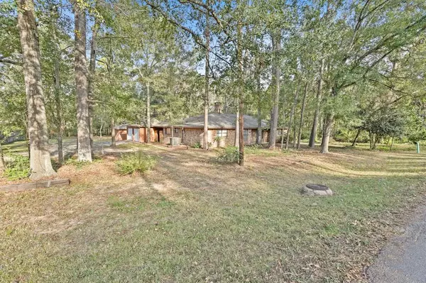 Woodbranch, TX 77357,290 Maple LN