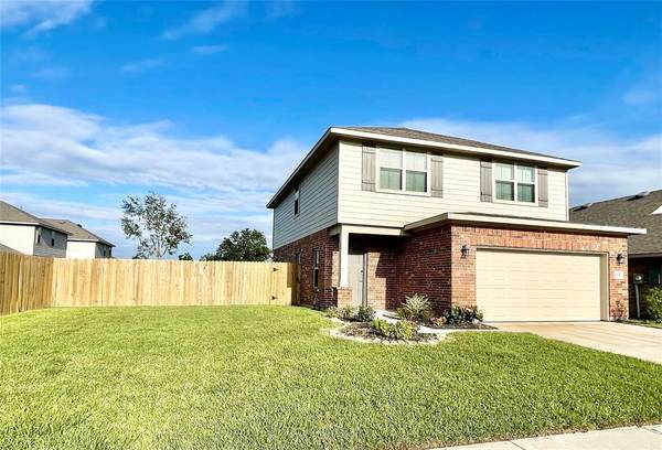 305 Bryan WAY, Angleton, TX 77515