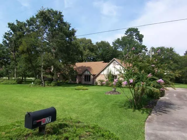 607 Bob Link ST, Magnolia, TX 77355