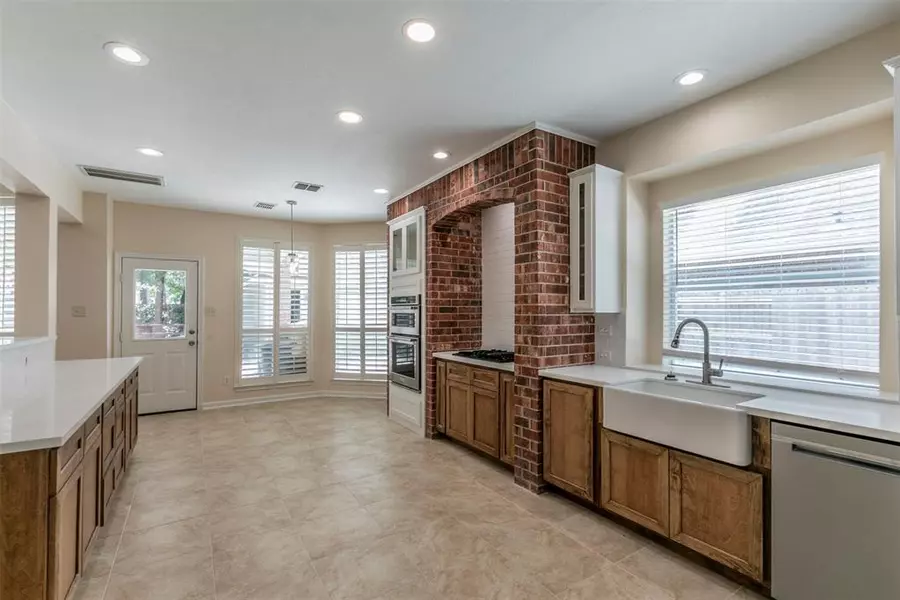 11403 Lakewood CV, Houston, TX 77070