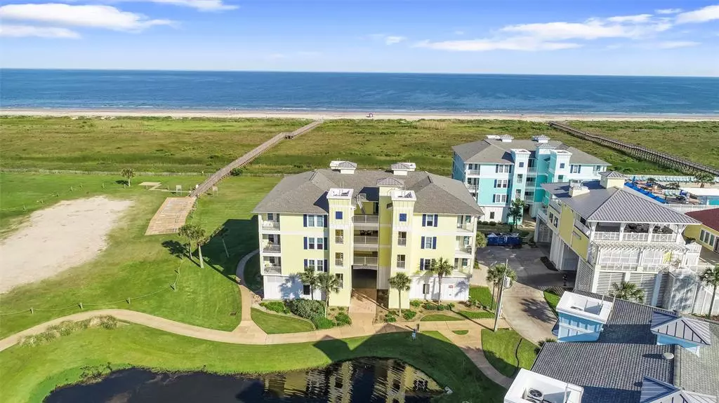 4141 Pointe West DR #103, Galveston, TX 77554