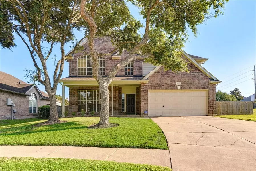 8002 Cross Trail DR, Sugar Land, TX 77479