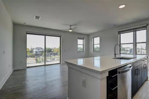 6400 Washington AVE #316, Houston, TX 77007