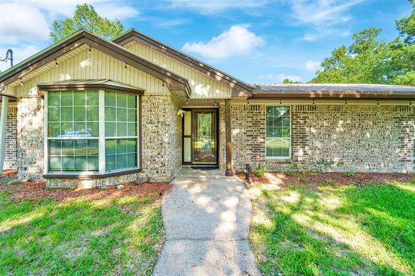 20835 Pin Oak RD, New Caney, TX 77357