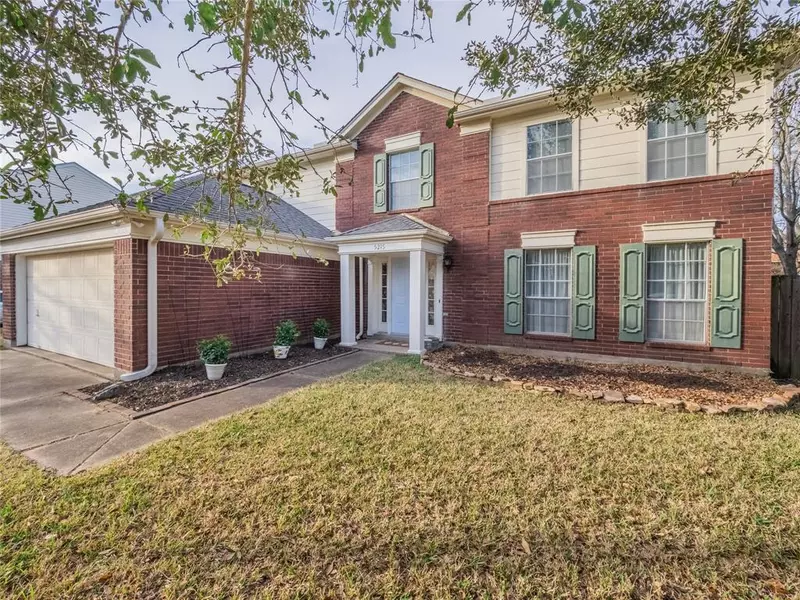 5215 Spring Circle DR, Pearland, TX 77584