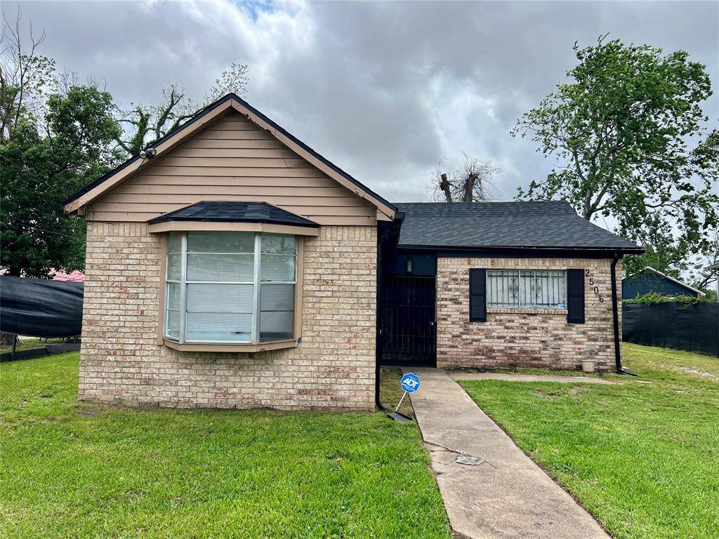 Houston, TX 77026,2506 Woodard ST