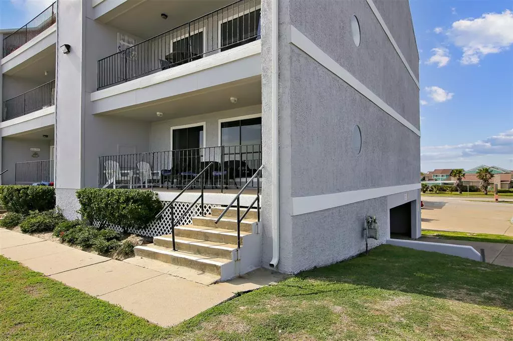 Galveston, TX 77551,7600 Seawall BLVD #101