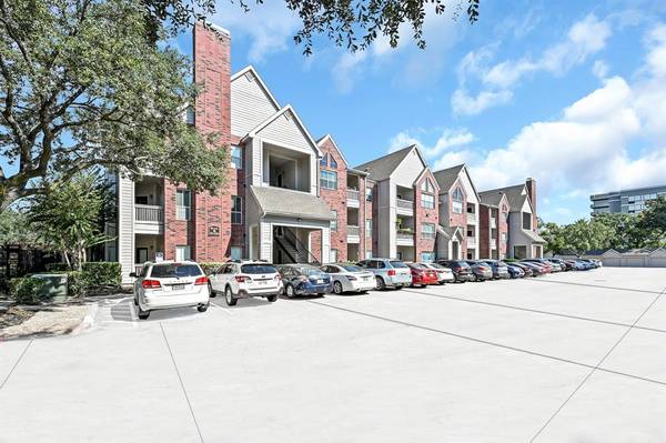 1330 Old Spanish TRL #8203, Houston, TX 77054