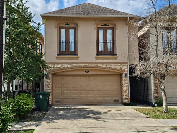 5509 Kiam ST, Houston, TX 77007