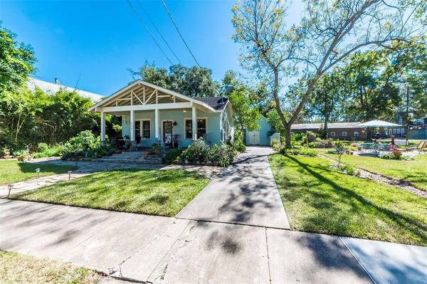 413 W Sidnor ST, Alvin, TX 77511