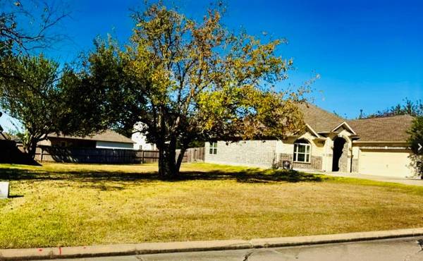 17 Bermuda CIR, Montgomery, TX 77356