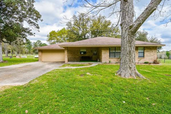 24306 Forest Glen DR, Richards, TX 77873