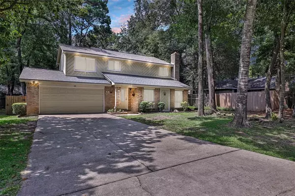 68 Yewleaf RD, The Woodlands, TX 77381