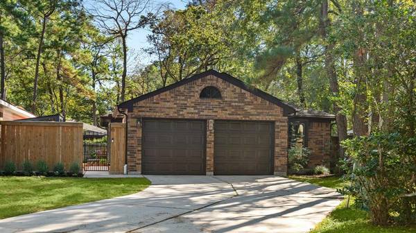 86 S Cobble Hill PL,  The Woodlands,  TX 77381