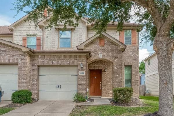 13050 Lawsons Creek Ln, Houston, TX 77072